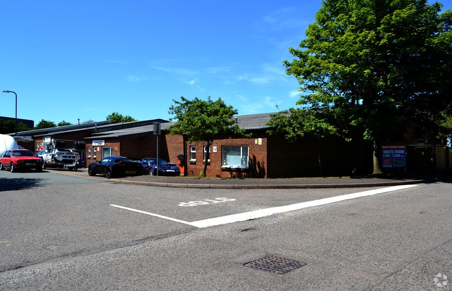 Alvis Way, Daventry for lease - Primary Photo - Image 1 of 3