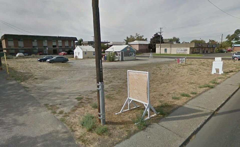 62166228 N Lidgerwood St, Spokane, WA 99208 6216 N Lidgerwood Street