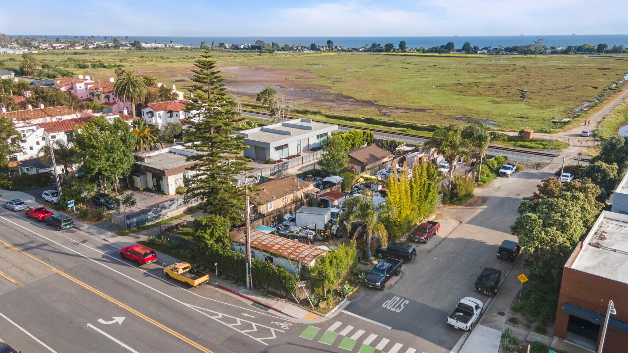 4209-4213 Carpinteria Ave, Carpinteria, CA for sale Building Photo- Image 1 of 1