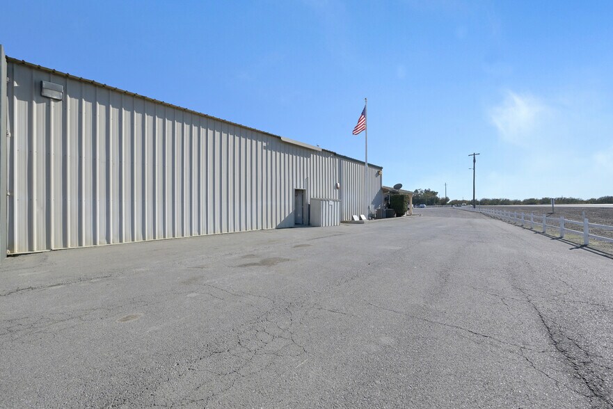 20510 State Highway 113 Hwy, Knights Landing, CA for lease - Building Photo - Image 2 of 53