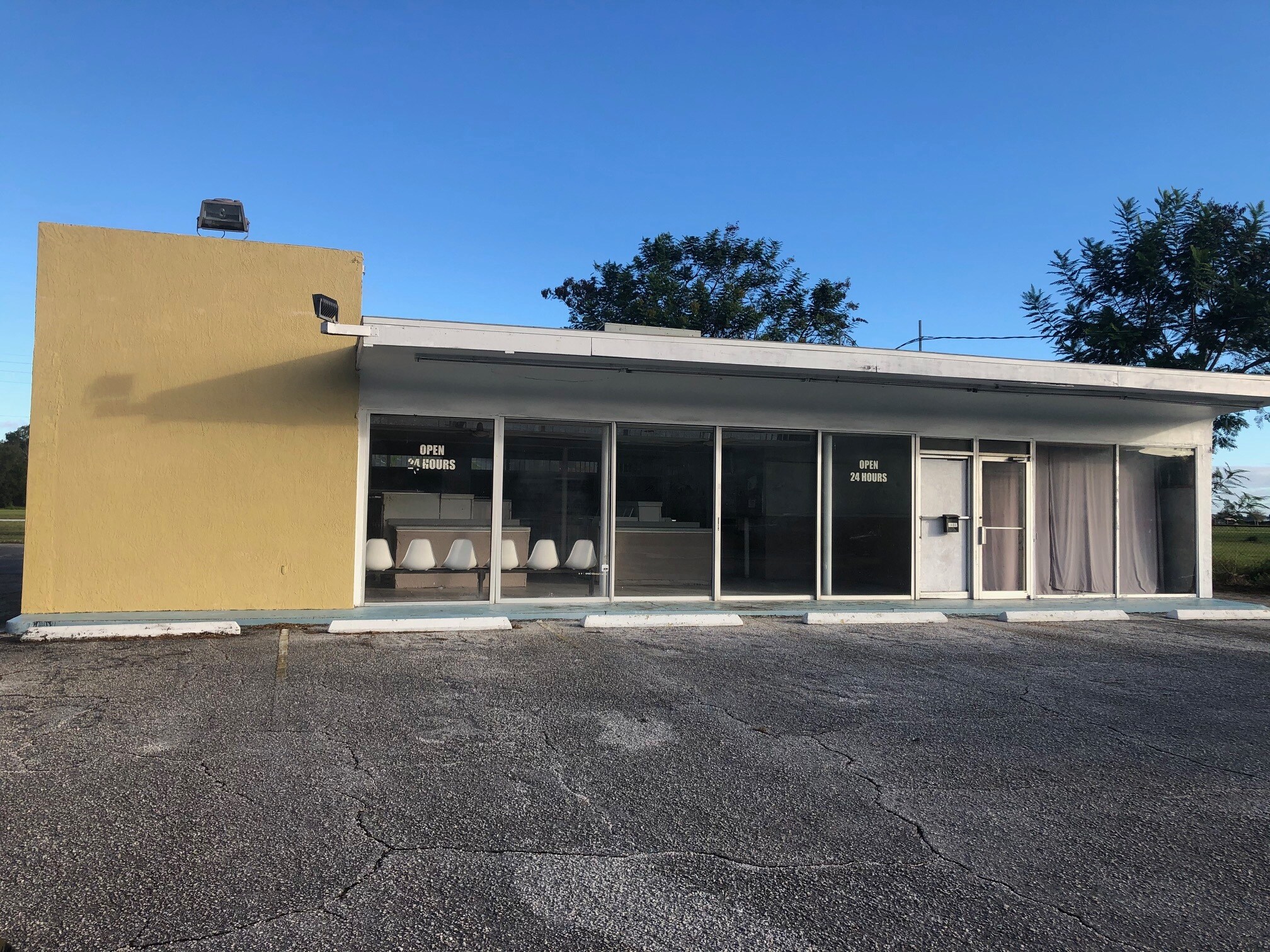 2807 E South St, Orlando, FL 32803