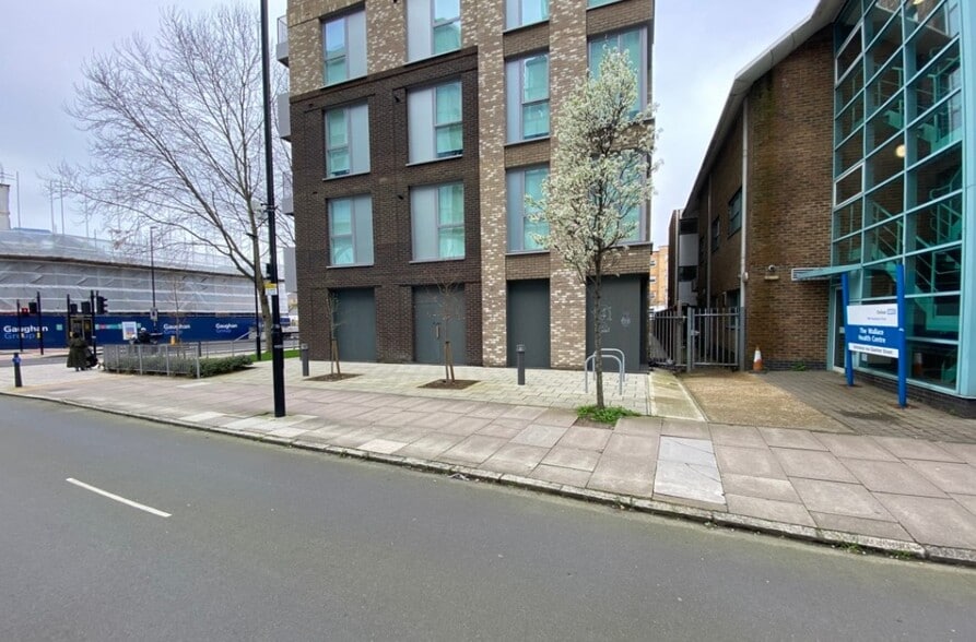 161 Creek Rd, London for lease - Building Photo - Image 2 of 3