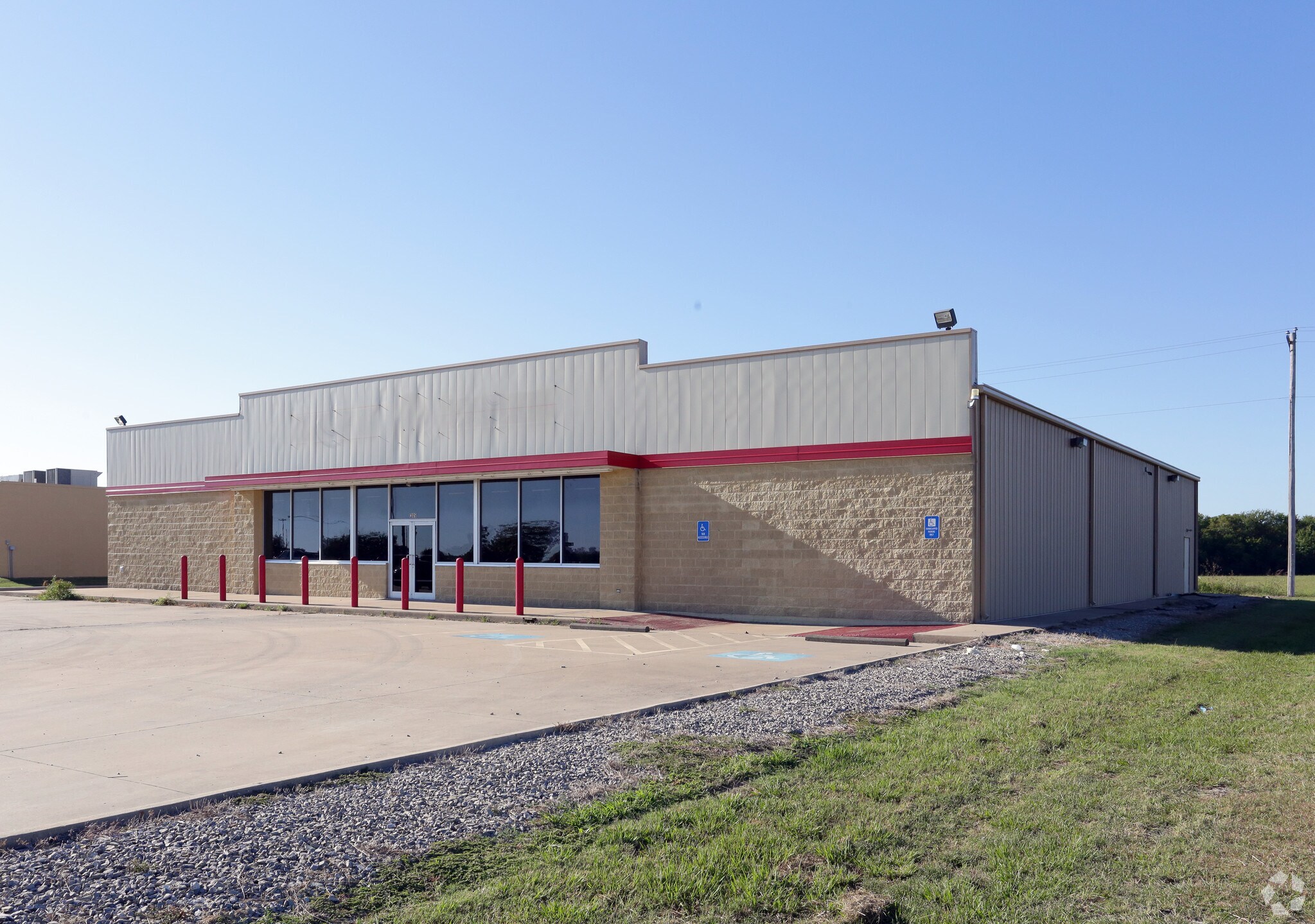 305 S Us Highway 69, Whitewright, TX for sale Primary Photo- Image 1 of 1