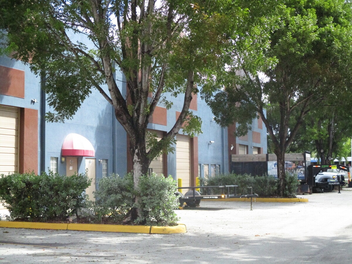 20200 NW 2nd Ave, Miami, FL 33169 - Unit D7-407 -  - Interior Photo - Image 1 of 13