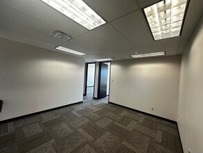 100 N Central Expy, Richardson, TX for lease Interior Photo- Image 2 of 6