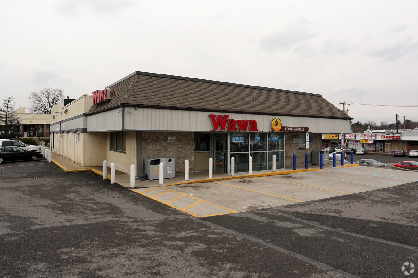 14101 Bustleton Ave, Philadelphia, PA 19116