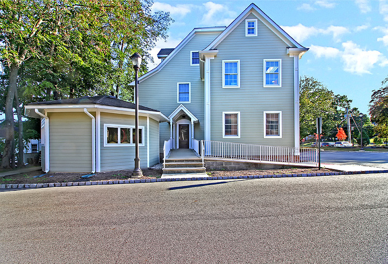 25 Green Village Rd, Madison, NJ for lease Building Photo- Image 1 of 9