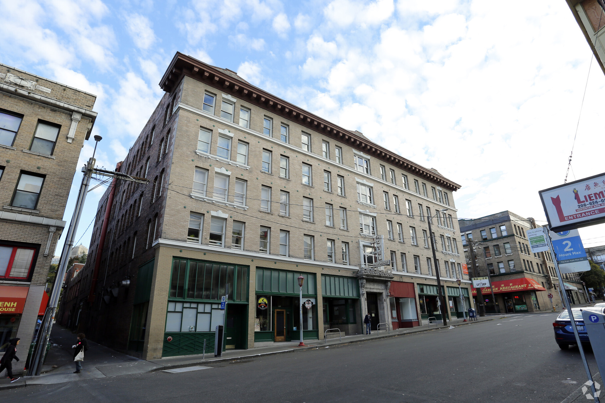 668 S King St, Seattle, WA for lease Building Photo- Image 1 of 5