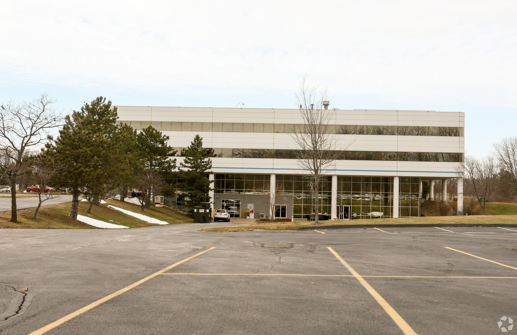 31500 Solon Rd, Solon, OH for lease Building Photo- Image 1 of 15