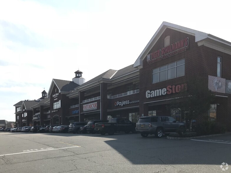 payless staten island