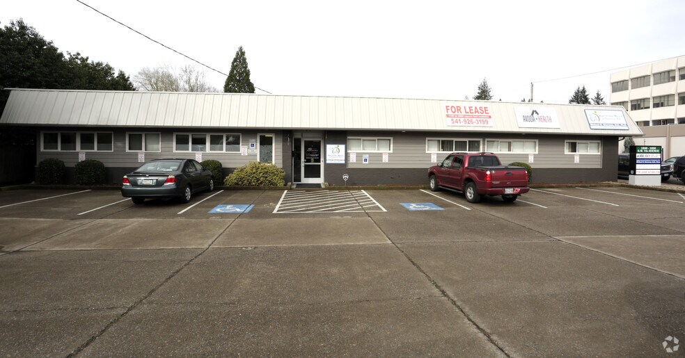 1040-1050 7th Ave SW, Albany, OR for sale - Primary Photo - Image 1 of 1
