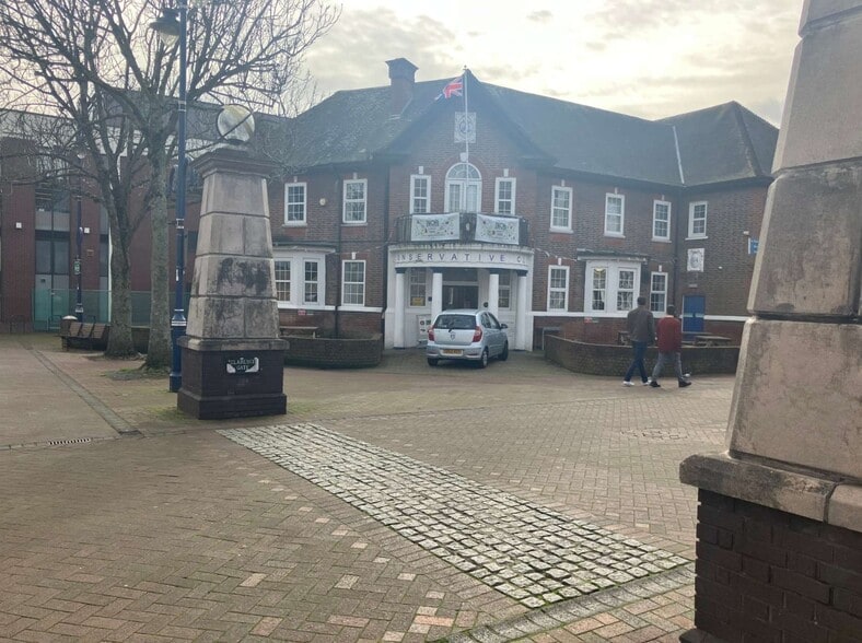 2 Walpole Rd, Gosport for sale - Primary Photo - Image 1 of 1