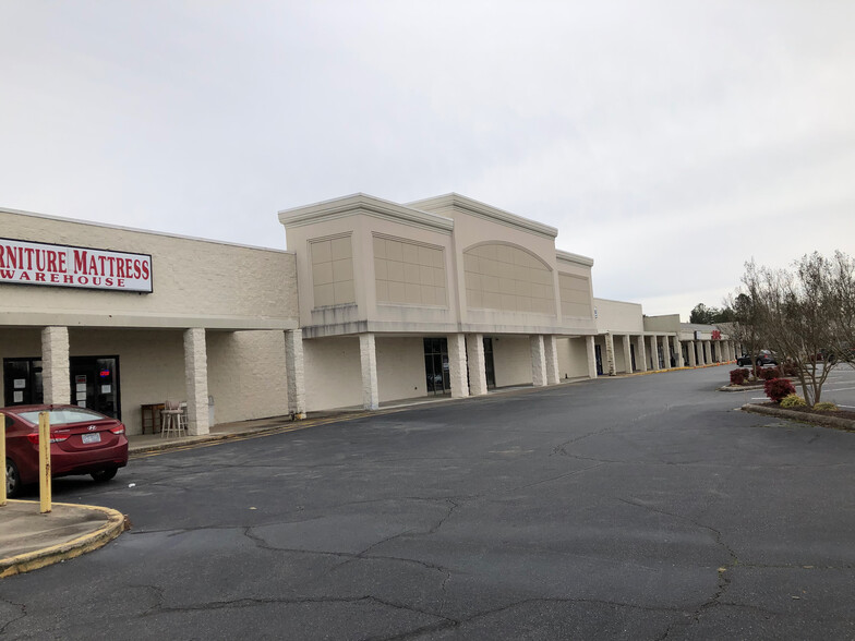 1101 Yadkinville Rd, Mocksville, NC for lease - Building Photo - Image 1 of 6