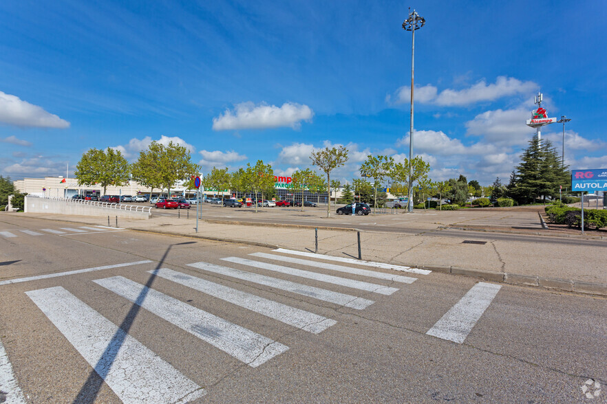 Retail in Alcorcón, MAD for sale - Building Photo - Image 2 of 3