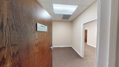 333 E Route 83, Mundelein, IL for lease Interior Photo- Image 1 of 16