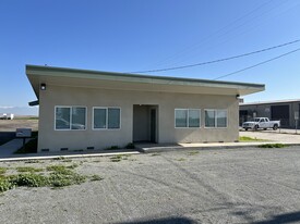 4260 S K St, Tulare CA - Warehouse