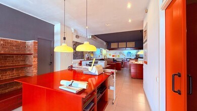Retail in Castellar del Vallès, Barcelona for lease Interior Photo- Image 2 of 11