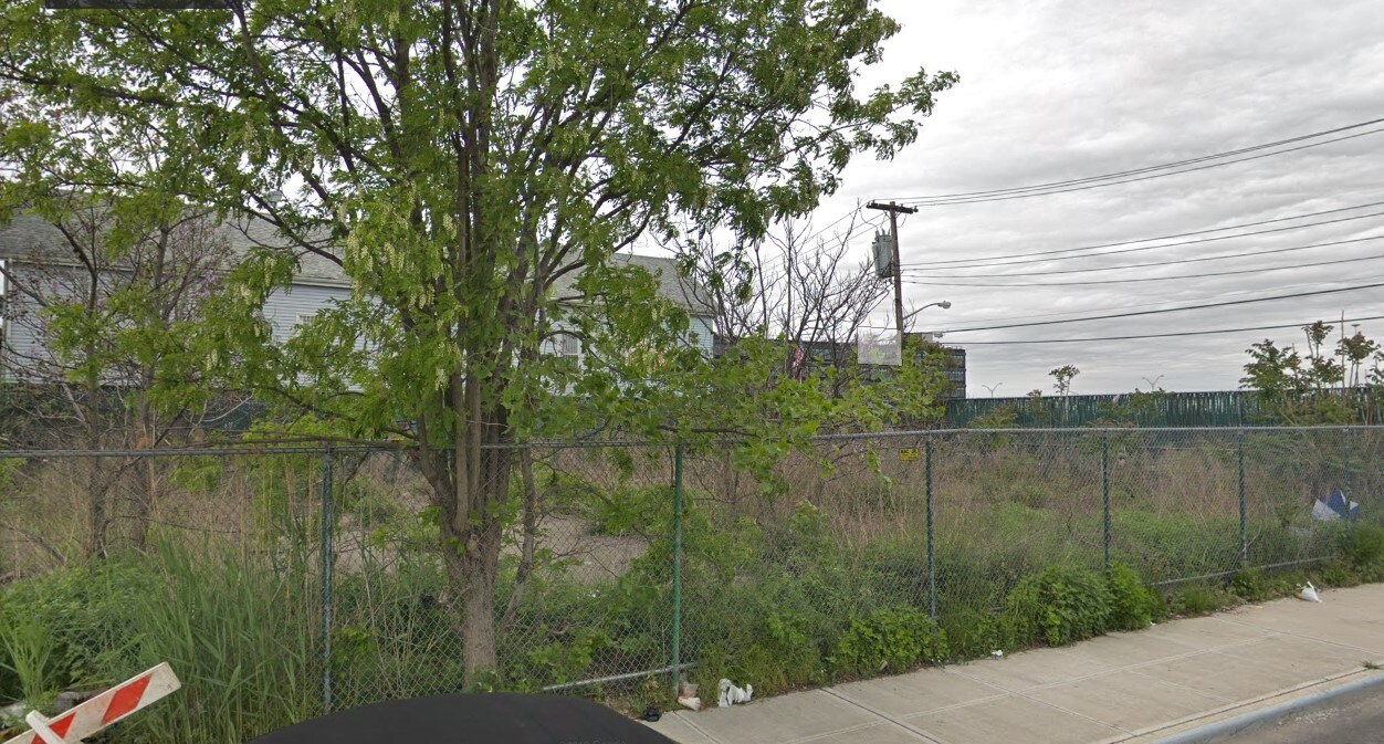 1 Water St, Staten Island, NY for sale Building Photo- Image 1 of 1