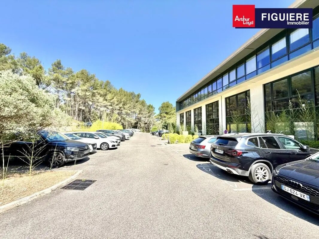 Office in Aix-en-Provence for lease Building Photo- Image 1 of 16