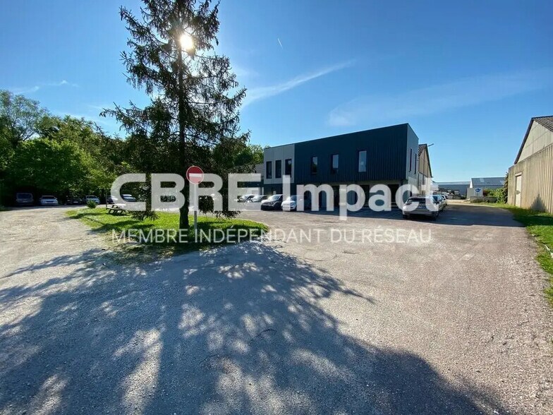 Flex in Chevigny-Saint-Sauveur for sale - Building Photo - Image 3 of 15