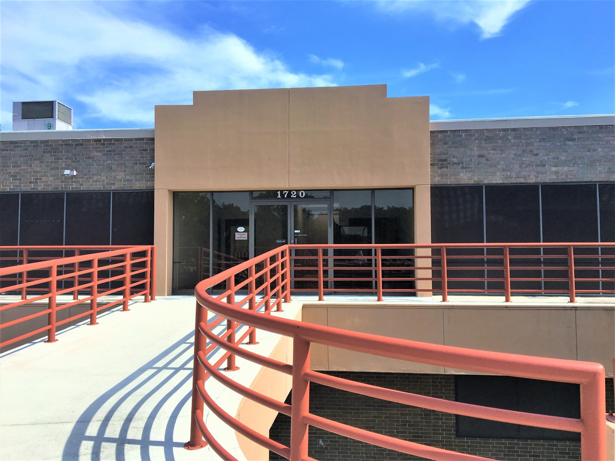 1720 S Edmonds Ln, Lewisville, TX for sale Primary Photo- Image 1 of 1