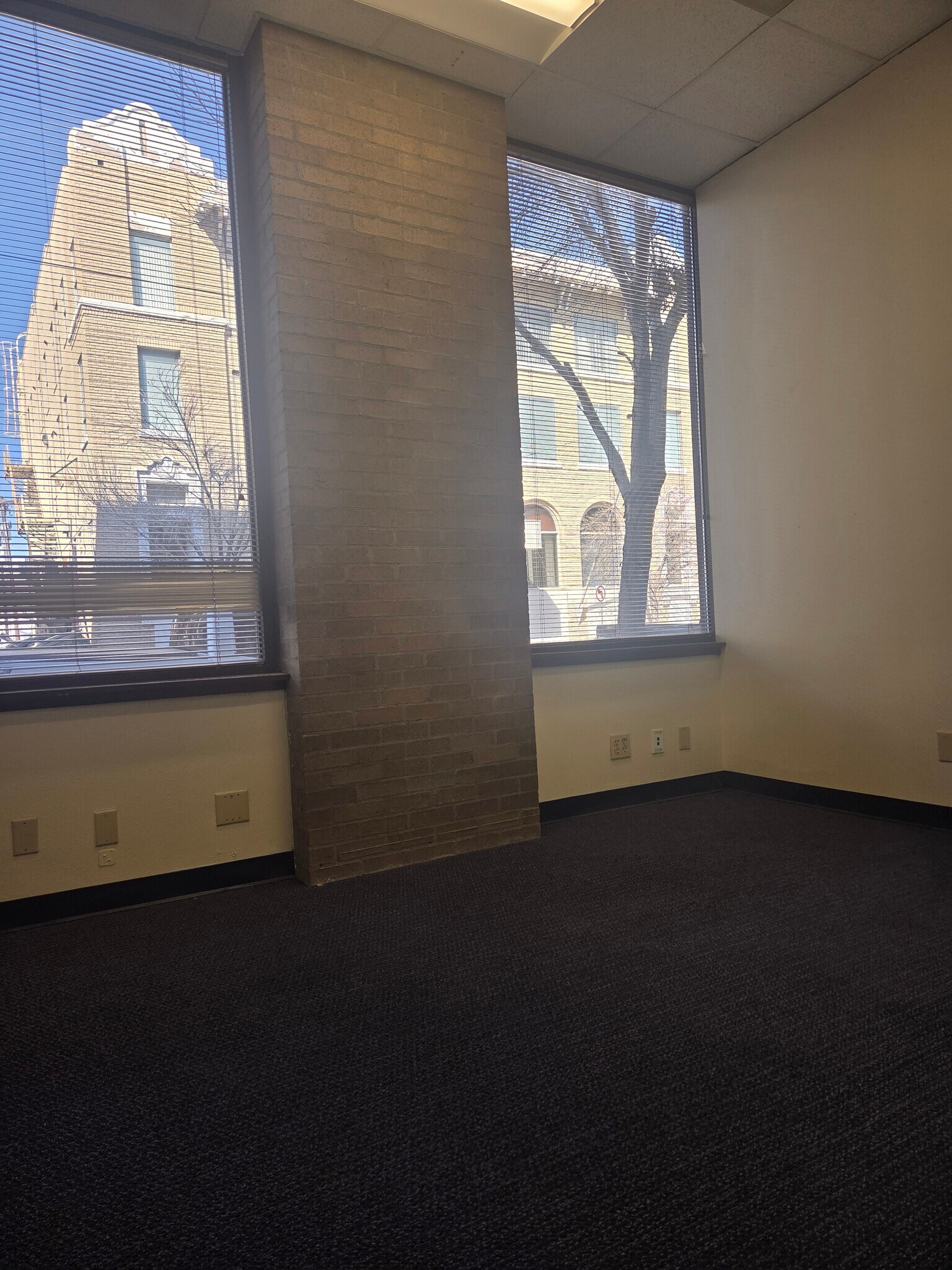 416 N Stanton St, El Paso, TX for lease Interior Photo- Image 1 of 2