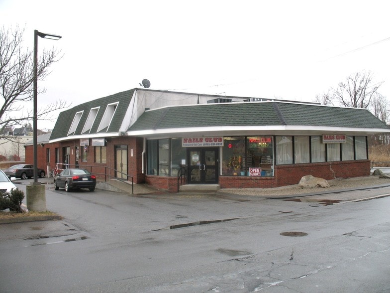 50 Maplewood Ave, Gloucester, MA 01930