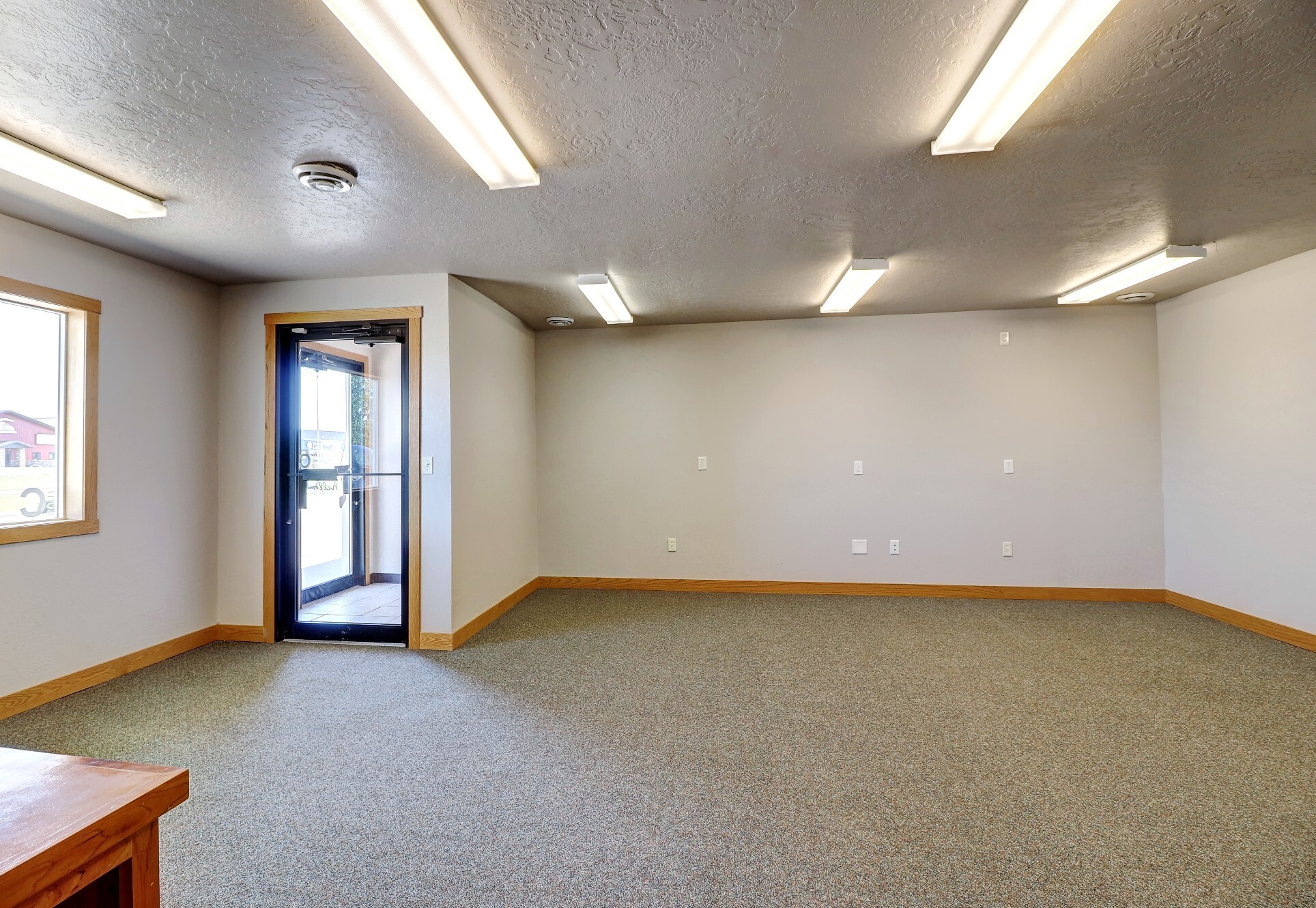 5402 53rd Ave S, Fargo, ND for lease Building Photo- Image 1 of 12