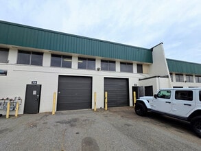 7618-7648 Winston St, Burnaby, BC for lease Interior Photo- Image 2 of 6