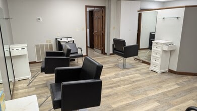 401 Gilford Ave, Gilford, NH for lease Building Photo- Image 1 of 24