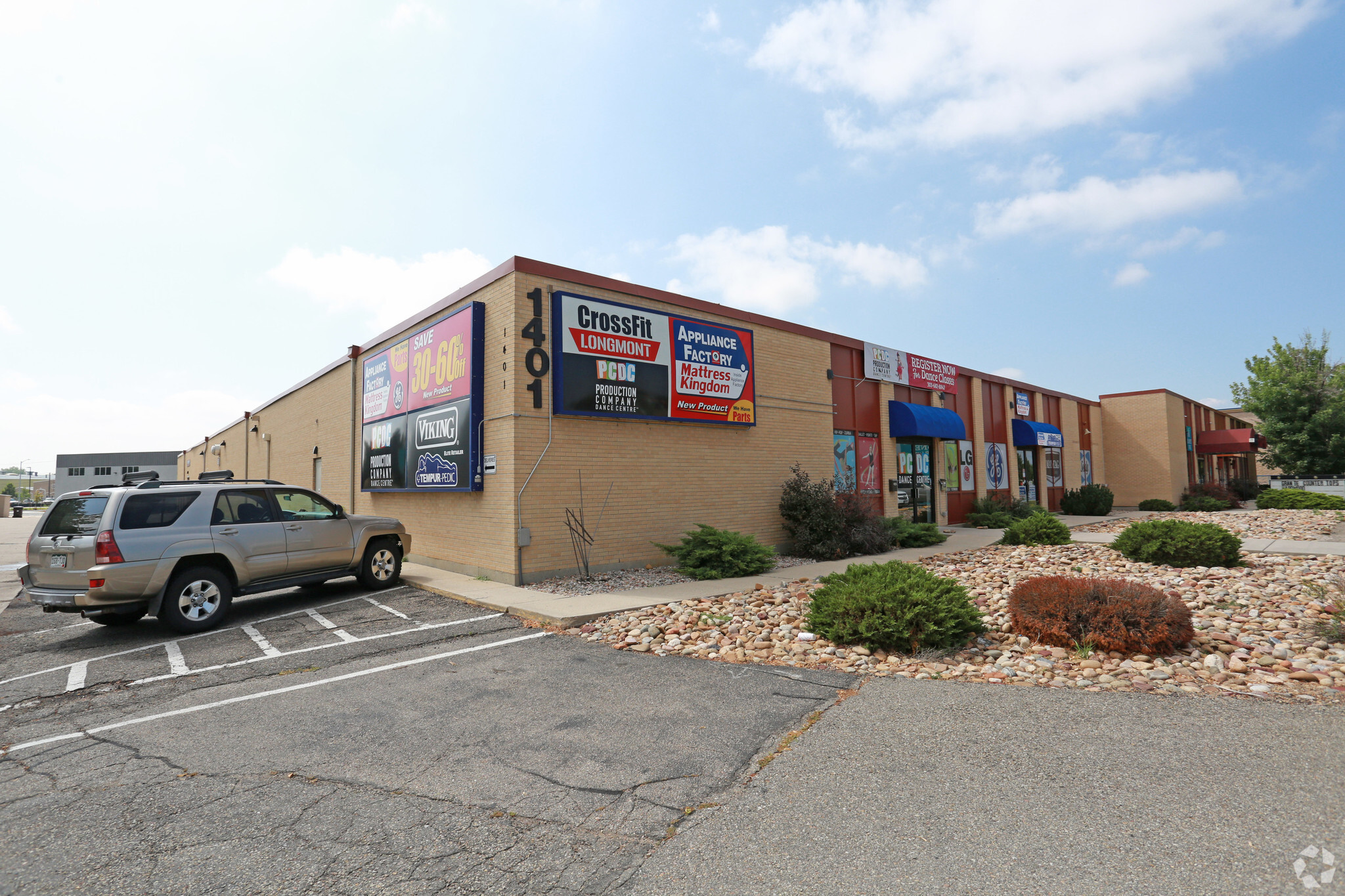 1401 Ken Pratt Blvd, Longmont, CO for lease Building Photo- Image 1 of 6