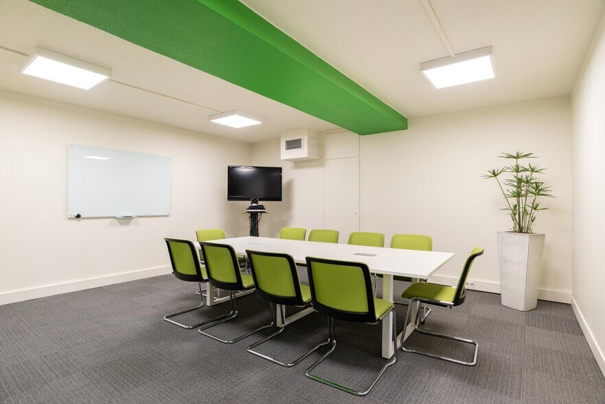 40 Rue Du Louvre, Paris for lease - Interior Photo - Image 3 of 13