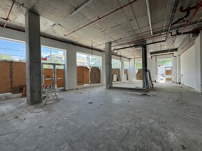 150-23 Barclay Ave, Flushing, NY for lease Interior Photo- Image 1 of 2