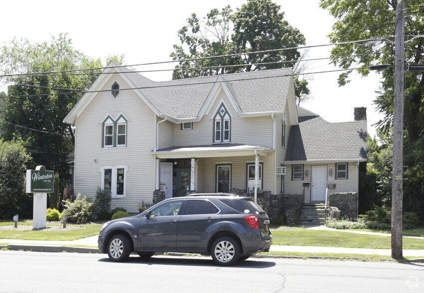 222 E Main St, Middletown, NY for sale - Primary Photo - Image 1 of 1