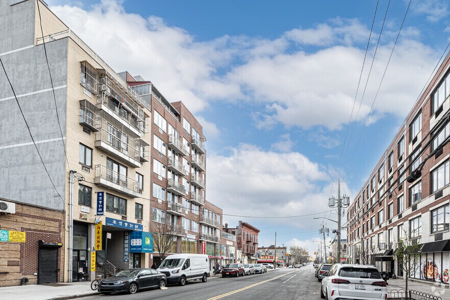 949 60th St, Brooklyn, NY for sale - Building Photo - Image 2 of 6