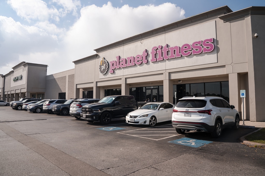 122-262 E FM 1960 Byp, Humble, TX for lease Building Photo- Image 1 of 8