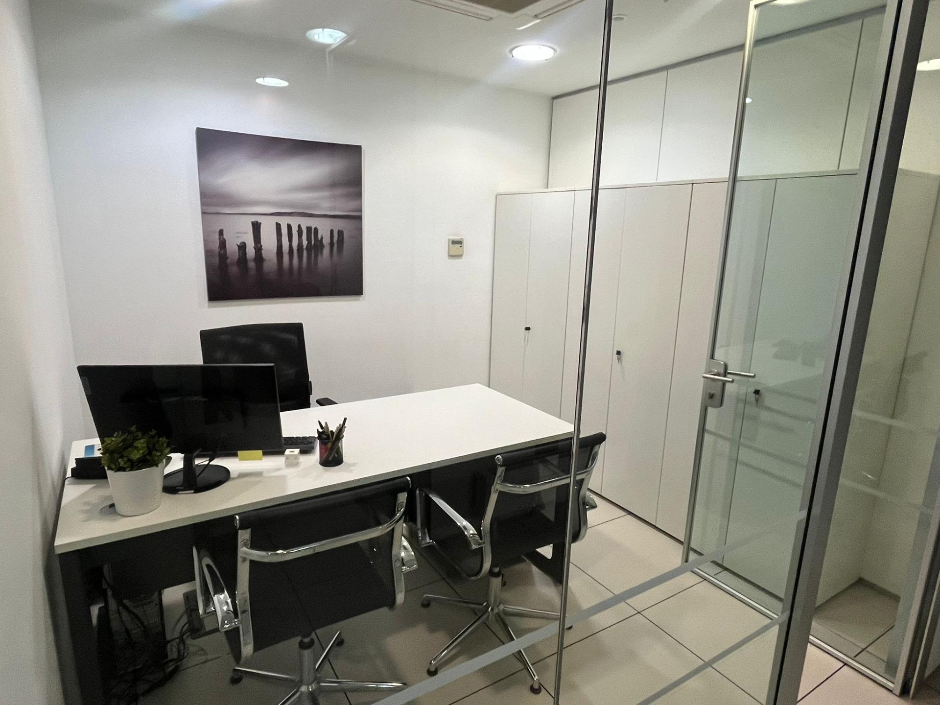 Retail in Sabadell, Barcelona for lease Interior Photo- Image 1 of 3