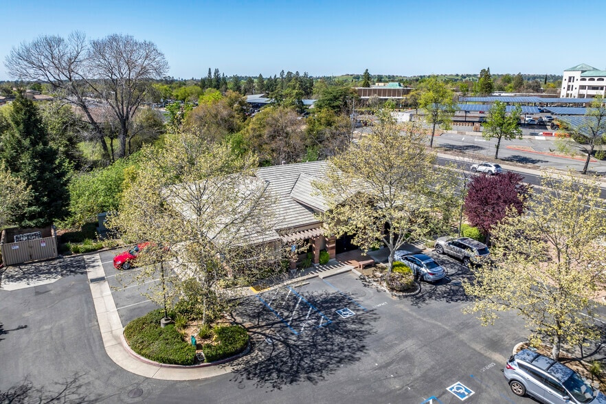 4960 Rocklin Rd, Rocklin, CA for lease - Aerial - Image 3 of 7