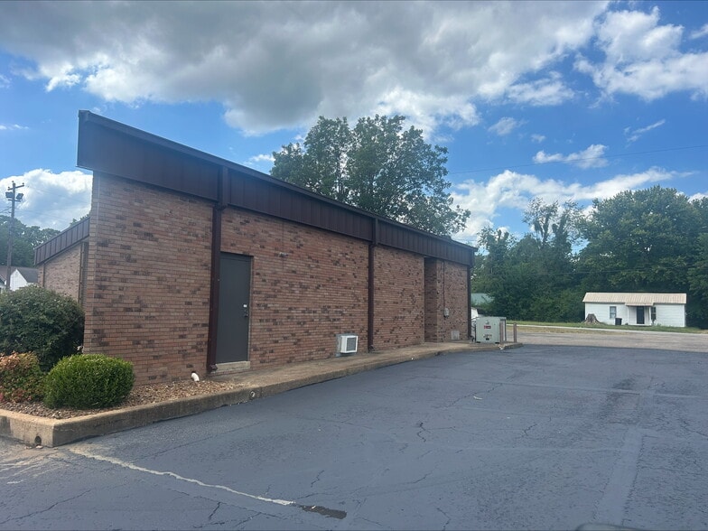 801 N 22nd Ave, Humboldt, TN for sale - Building Photo - Image 2 of 6