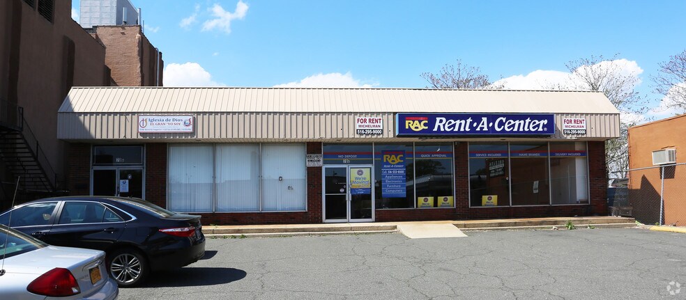 70 W Merrick Rd, Freeport, NY for sale - Primary Photo - Image 1 of 1