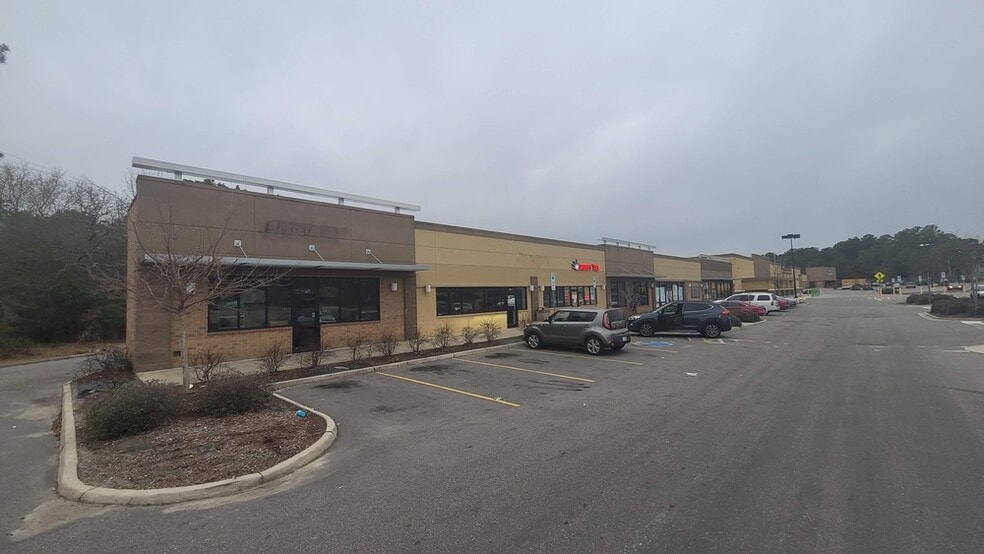 3421 Murchison Rd, Fayetteville, NC for lease - Building Photo - Image 2 of 9