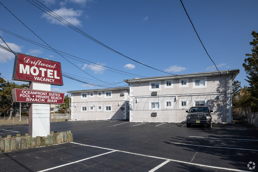 1414 Ocean Ave, Point Pleasant Beach, NJ for sale - Building Photo - Image 2 of 3