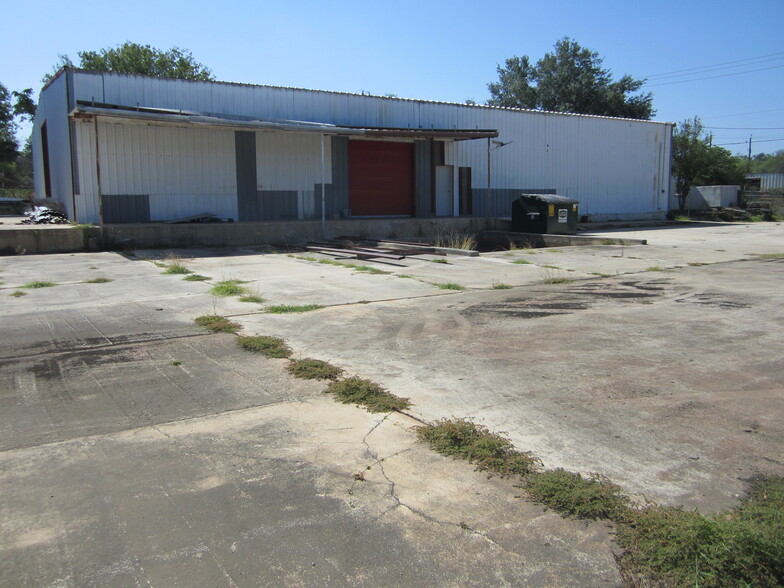 10141 TX Loop 106, Adkins, TX for lease - Building Photo - Image 2 of 13