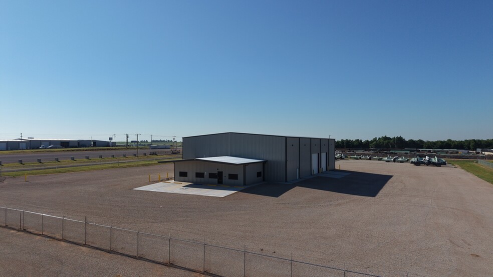 3465 Allan Industrial Dr, El Reno, OK for lease - Building Photo - Image 3 of 7