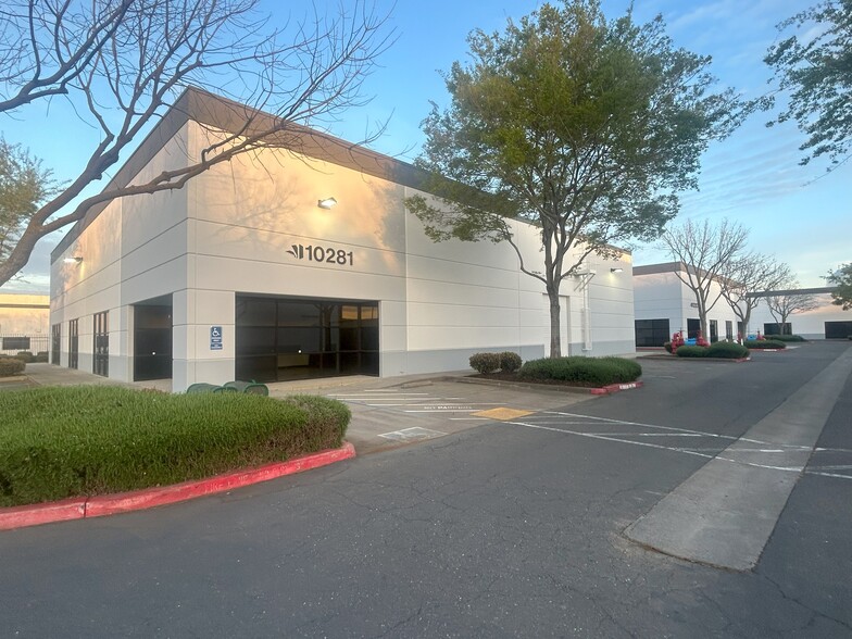 10281 Iron Rock Way, Elk Grove, CA for lease - Building Photo - Image 1 of 9