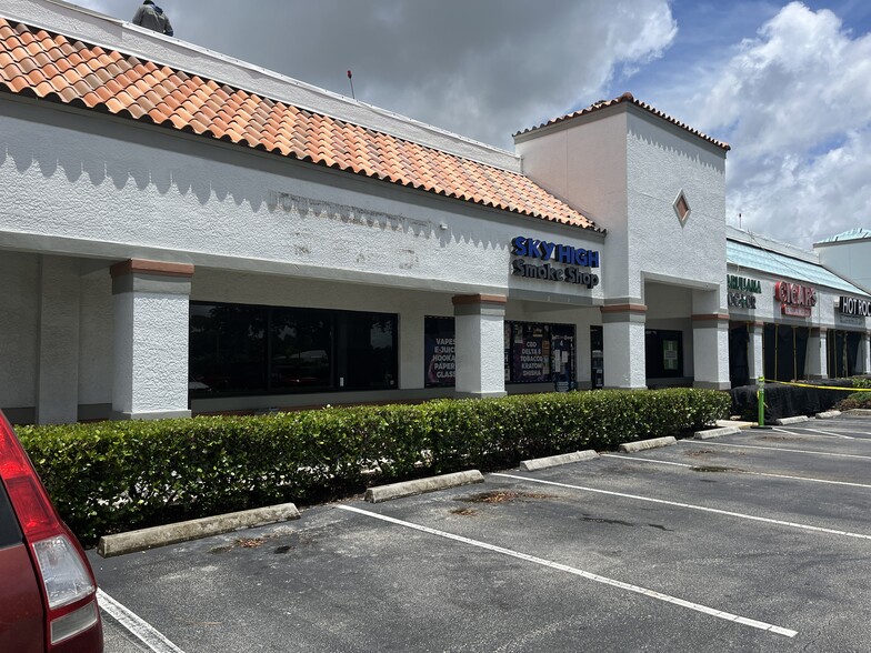 12575 S Cleveland Ave, Fort Myers, FL for lease - Building Photo - Image 2 of 4