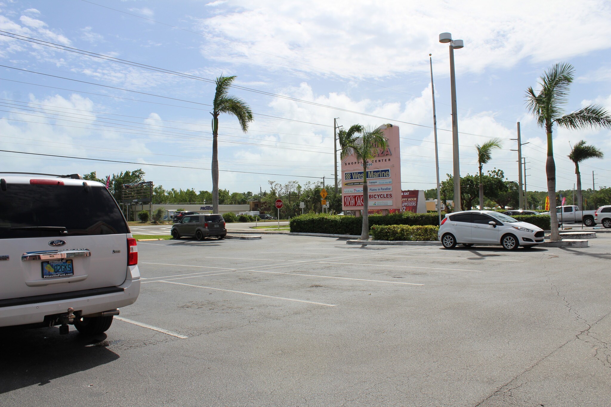 103400 Overseas Hwy, Key Largo, FL 33037 Pink Plaza