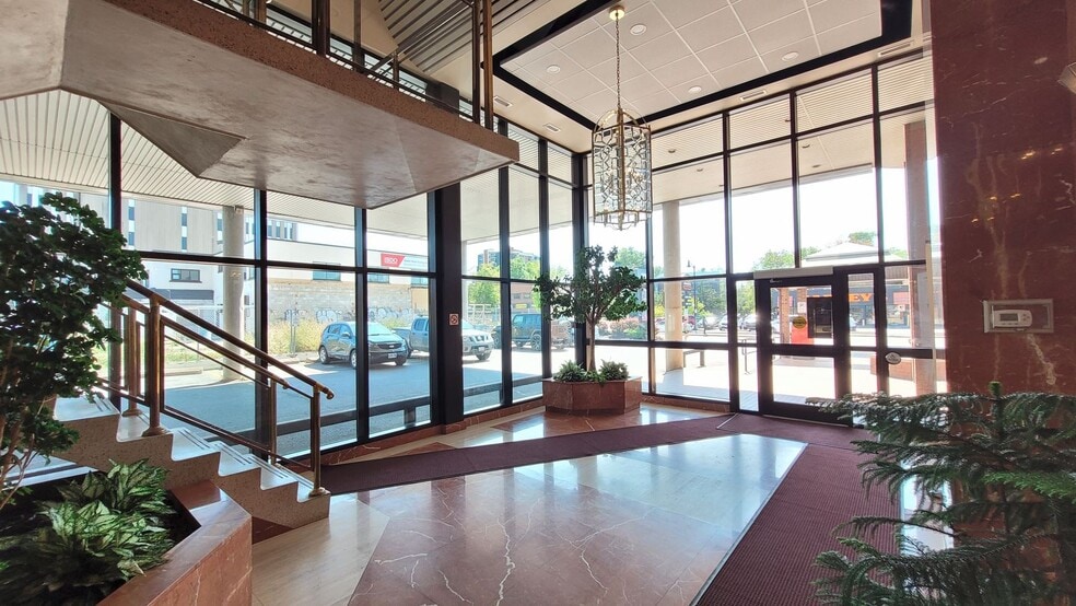 863 Princess St, Kingston, ON for lease - Building Photo - Image 3 of 6