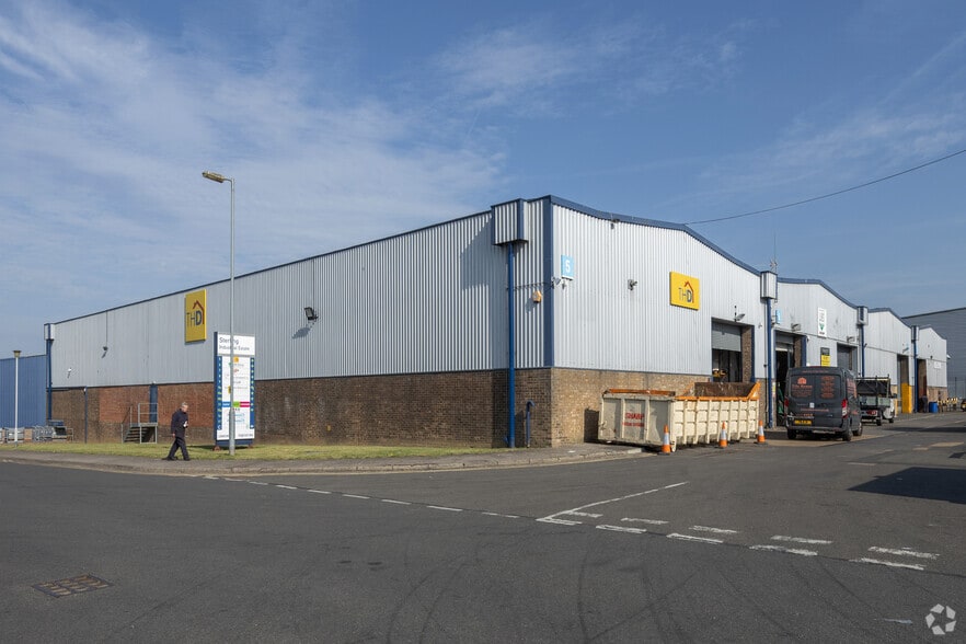 Rainham Rd S, Dagenham for sale - Primary Photo - Image 1 of 1