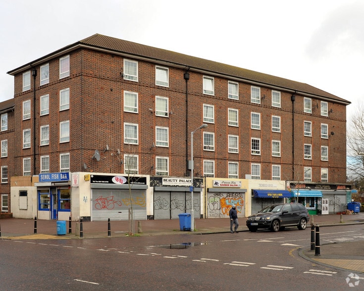 2 Turnham Rd, London for lease - Building Photo - Image 2 of 2